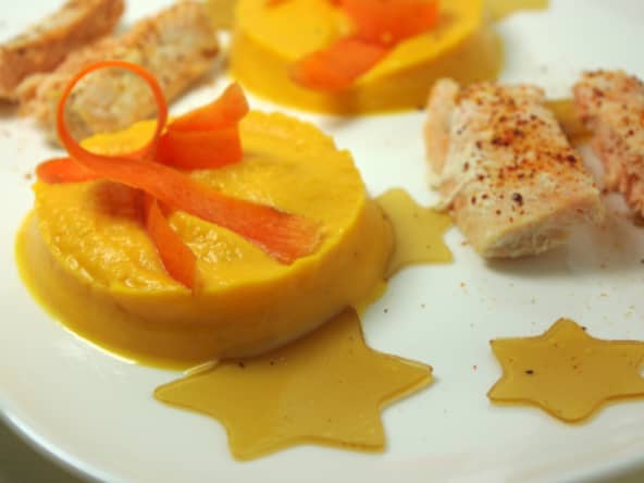 Saumon au piment d’espelette, purée de patates douces et gelée de thé