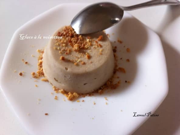 Glace à la noisette