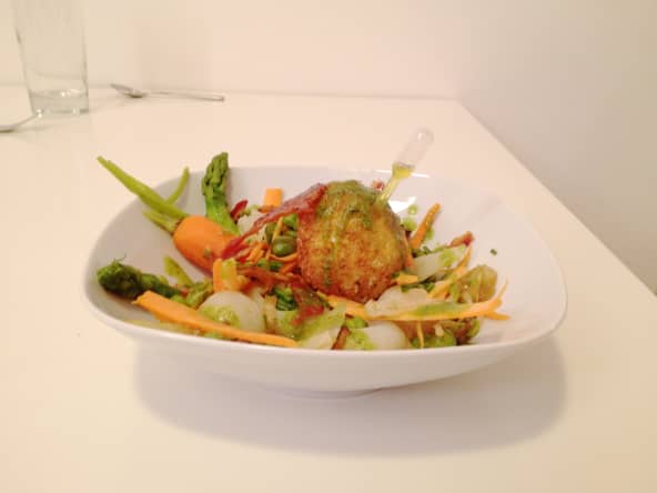 Oeuf d'alien dans son nid de primeurs et de pancetta