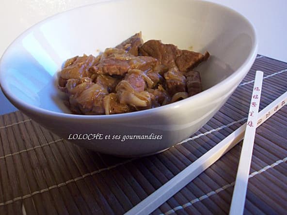 Boeuf aux oignons asiatique