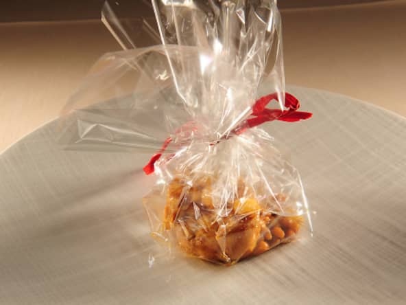 La papillote de foie gras de canard à la rhubarbe du Chef Stéphane Décotterd