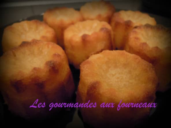 Cannelés à la violette