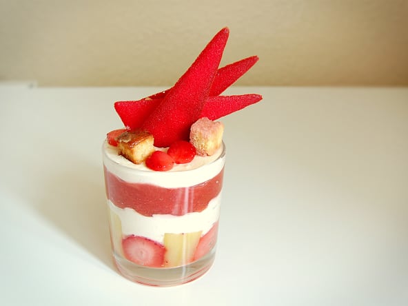 Verrine de compote de rhubarbe et fraise