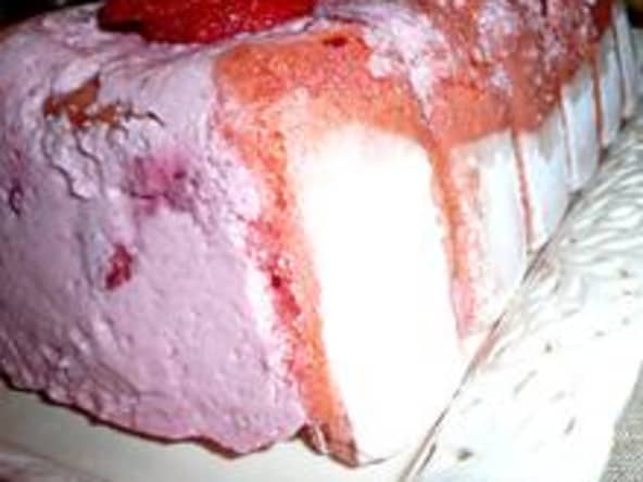 Charlotte légère aux fraises