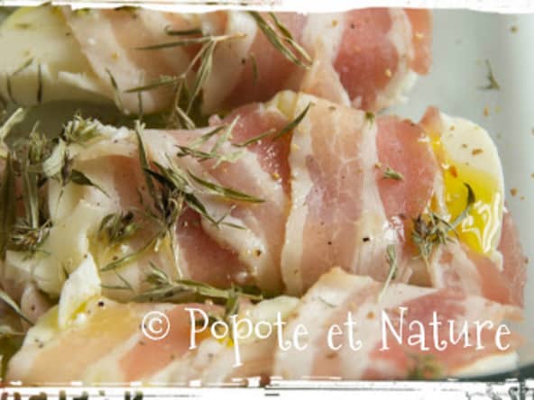 Petits roulés mozzarella - lard et sarriette du jardin