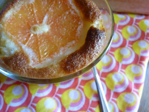 Gratin de pamplemousse et rhubarbe à la crème d'amande