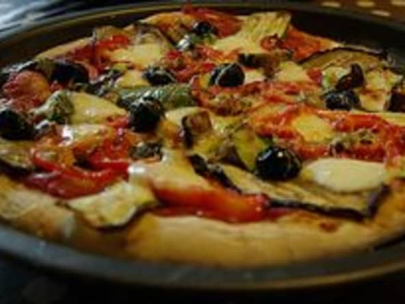 Pizza au légumes grillés