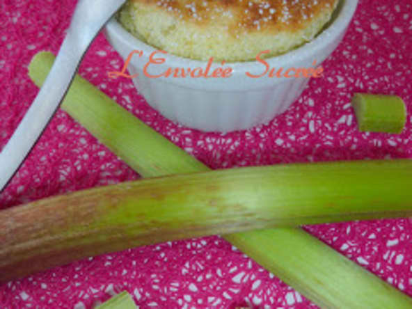Soufflés Acidulés à la Rhubarbe