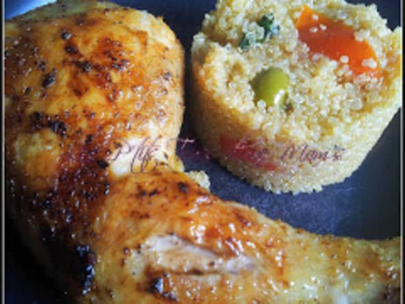 Poulet aux olives et au citron avec du quinoa ensoleillé
