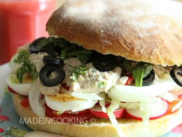 Pan bagnat : LE sandwich de Nice