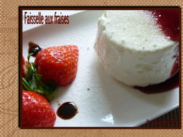 Faisselle aux fraises