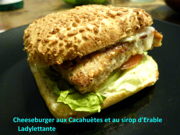 Cheeseburger aux cacahuètes et au sirop d'érable