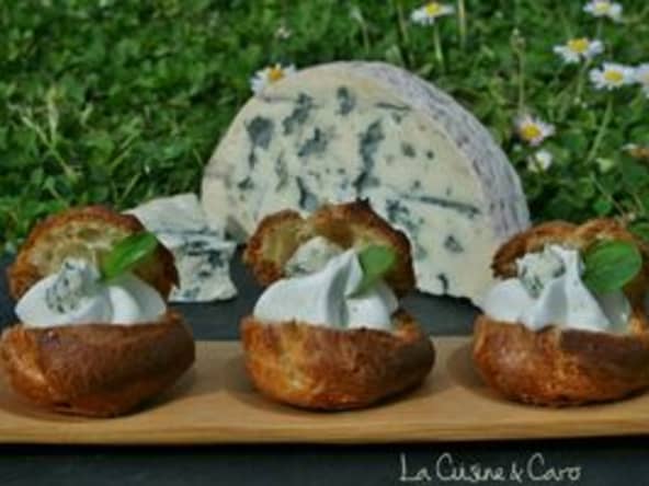 Petits choux apéritifs à la Fourme d'Ambert