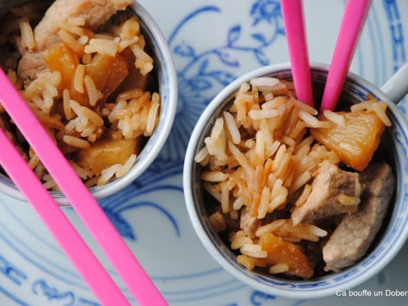 Sauté de porc à l'ananas et riz thaï