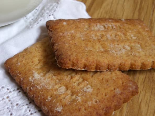 Petits-beurre maison à l'épeautre et fève tonka