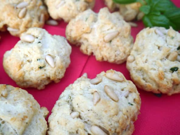 Cookies salés parmesan basilic et pignons