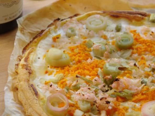 Flammeküche aux poireaux et carottes