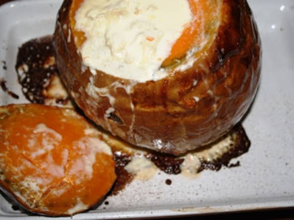 Giraumon phœnix farci au poulet et à la crème de camembert