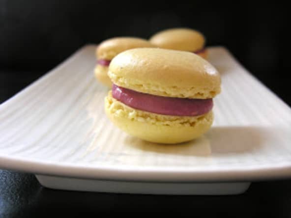 Macaron chocolat blanc et framboise
