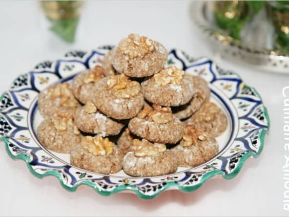 Ghriba aux dattes et graines de sésame