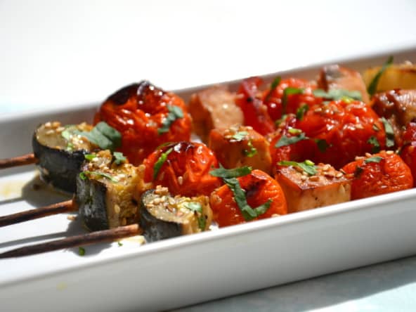 Brochettes de légumes et tofu à l'indienne