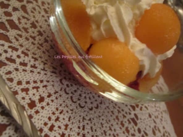 Verrines au melon charentais et aux framboises