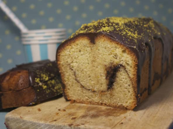 Cake noisettes, chocolat et pistache