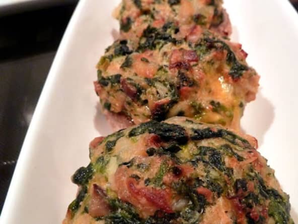 Champignons farcis Hot et Soft aux lardons, épinards et sauce sriracha