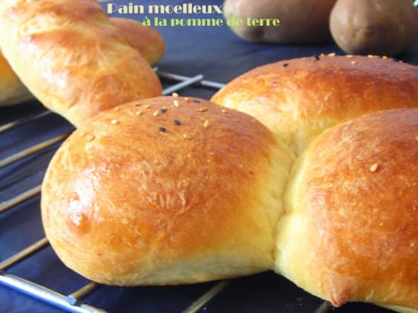 pain moelleux à la pomme de terre