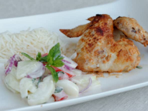 Ailes de poulet Tandoori et Raïta au concombre et tomates