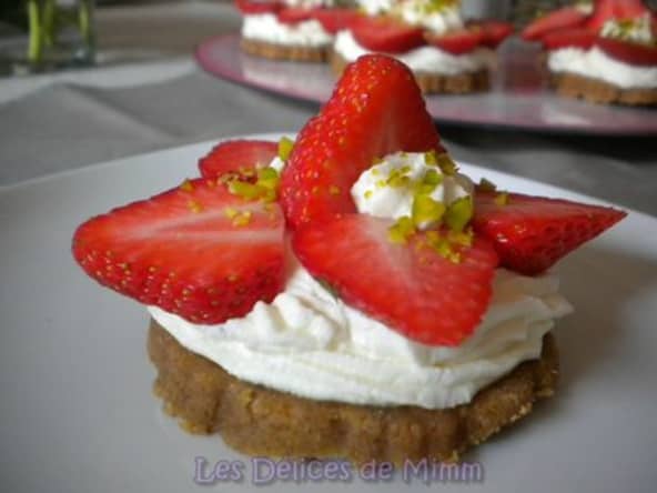 Tartelettes aux fraises, crème mascarpone à la pistache