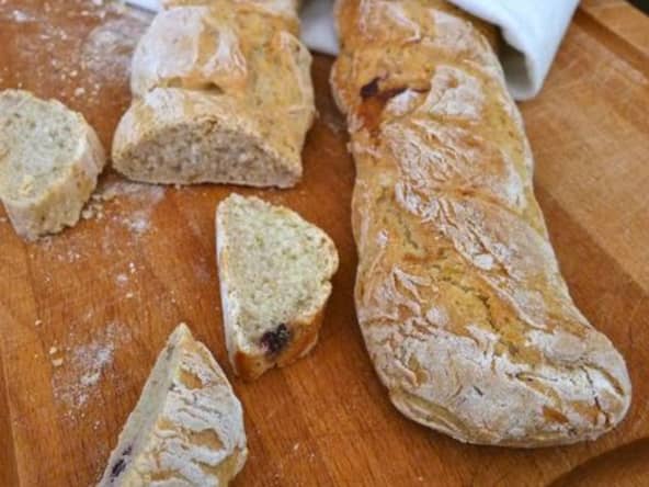 Mini-baguettes figues et herbes de Provence