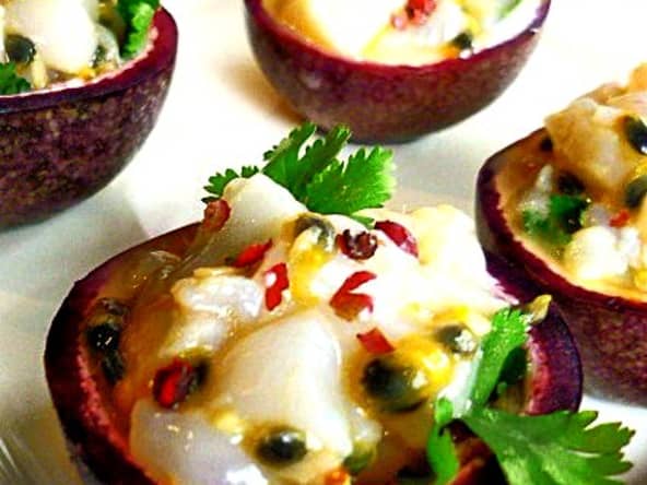 Ceviche de Saint Jacques au fruit de la passion, coco et gingembre