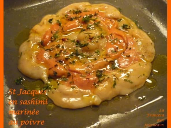 Sashimi de Saint Jacques marinée aux deux poivres