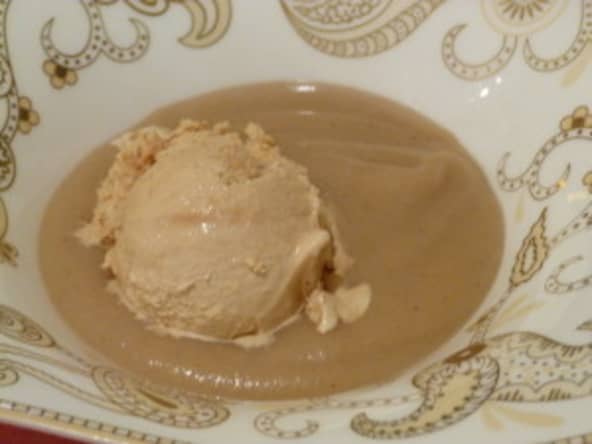 Soupe de pommes épicées, glace confiture de lait