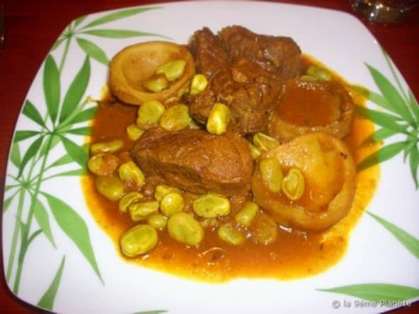 Tajine aux fèves et aux artichauts
