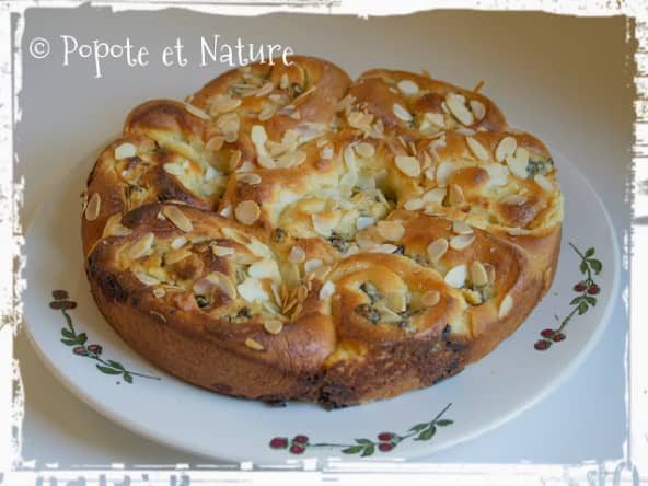 Brioche façon chinois à la crème pâtissière à l'amande et aux pépites de chocolat