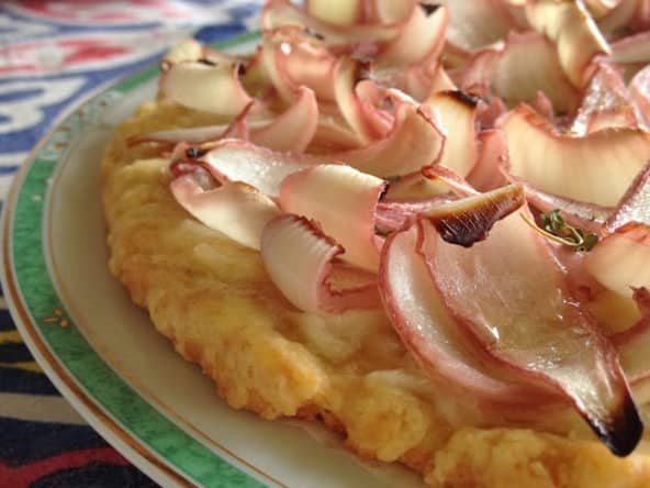 La tarte aux oignons marinés