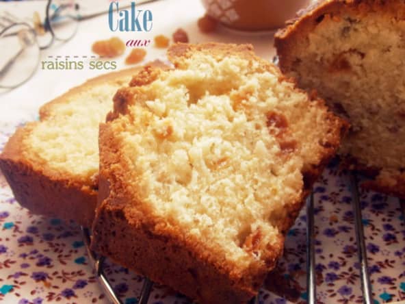 Cake facile aux raisins secs