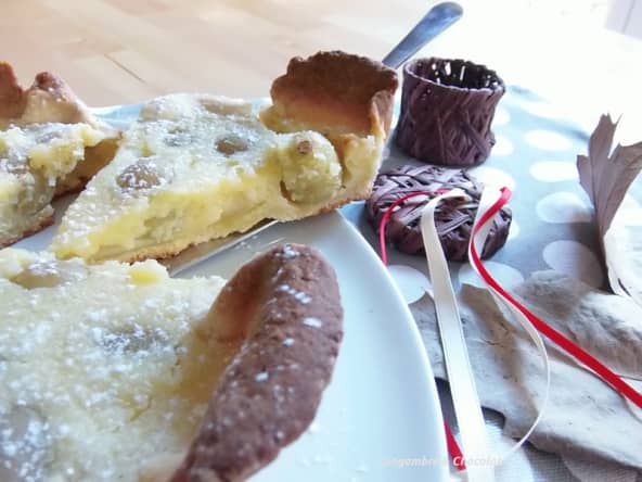 Tarte amandine aux raisins blanc