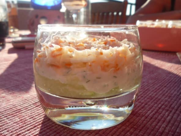 Verrines de concombre surimi