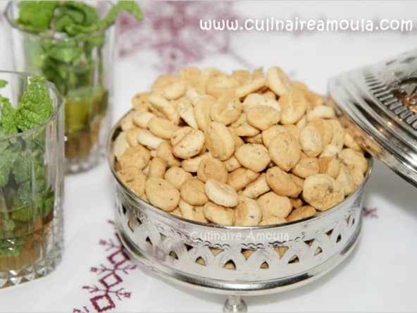 Petits biscuits à l'anis et graines de sésame