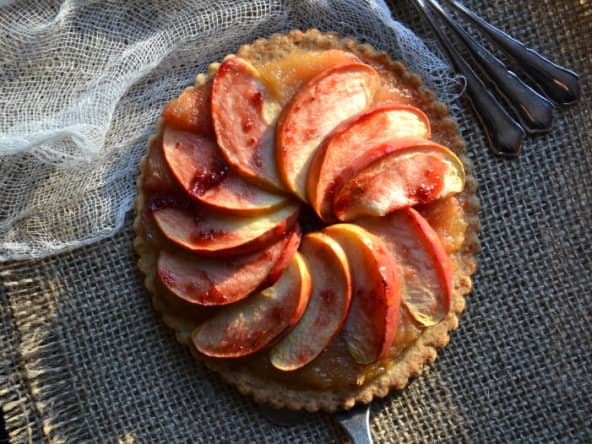 Tarte fine et gourmande pomme châtaigne pavot