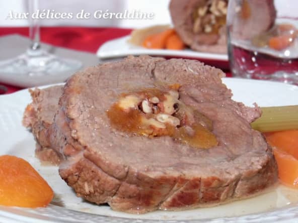 Noix de veau farcie aux abricots et aux noix