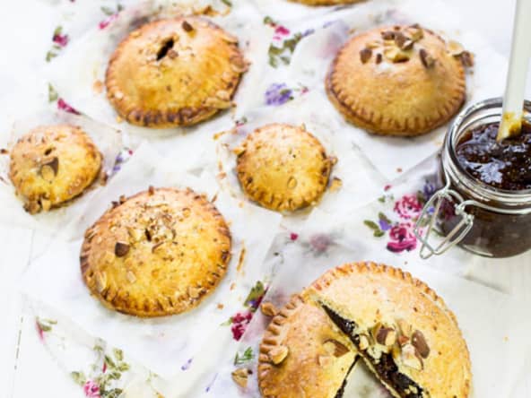Hand Pie à la confiture de Figues, Amandes et Thym