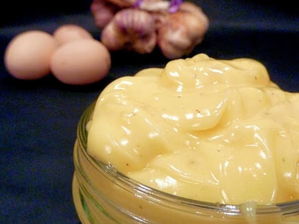 Mayonnaise relevée à l'ail