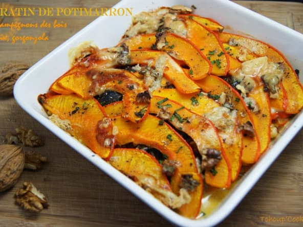Gratin de potimarron, champignons des bois, noix, gorgonzola