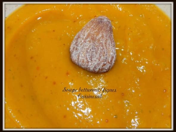 Soupe sucrée salée à la courge butternut et aux figues