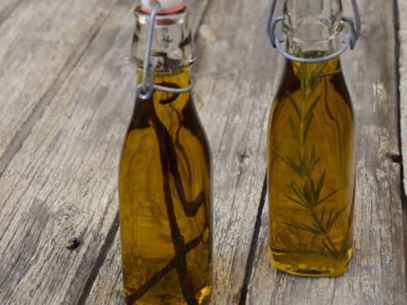 Huiles arômatisées vanille et romarin