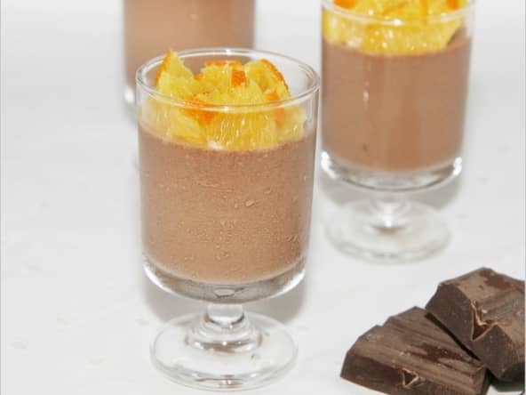 Panna cotta au chocolat, orange et fleur d'oranger